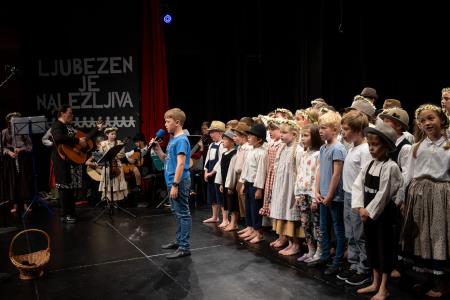 Ljubezen je nalezljiva_Foto atelje Postojna (7)